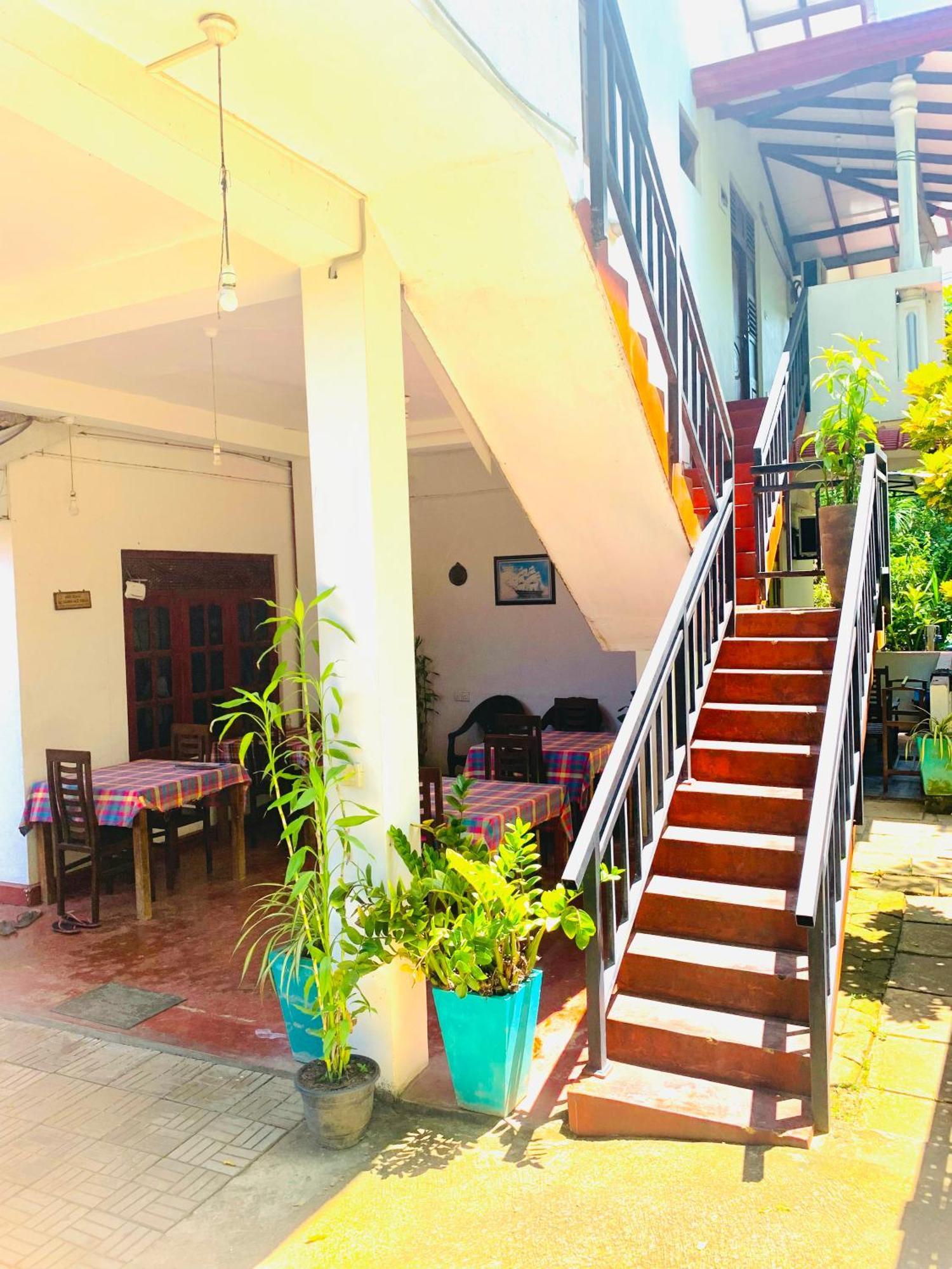 Deshan Homestay & Restaurant Tangalle Dış mekan fotoğraf