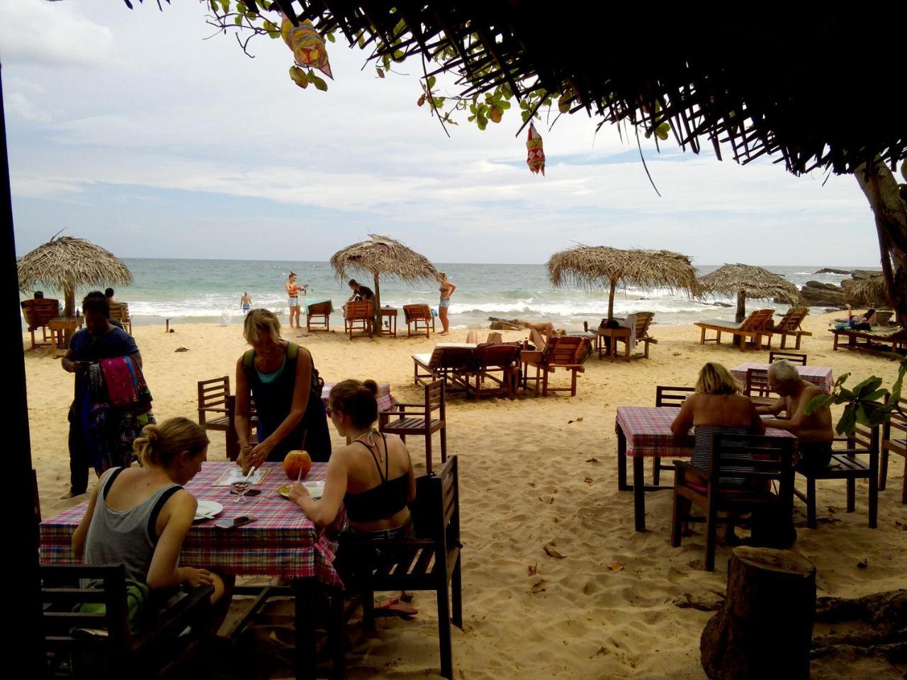 Deshan Homestay & Restaurant Tangalle Dış mekan fotoğraf